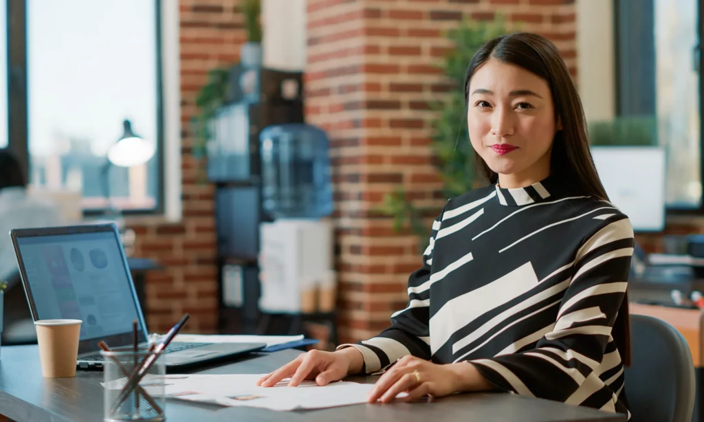 Optimise your SMSF Services a businesswoman working on growing her business