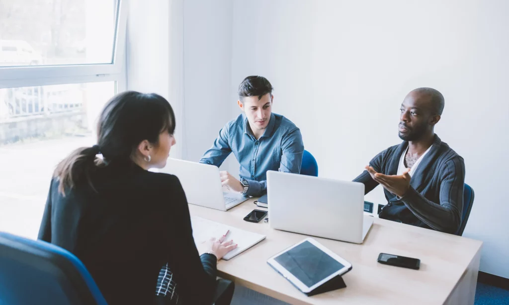 Outsourcing IT Services: 7 Ways to Help Your Business