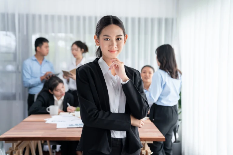 5 Costly Leadership Mistakes Slowing Business Growth